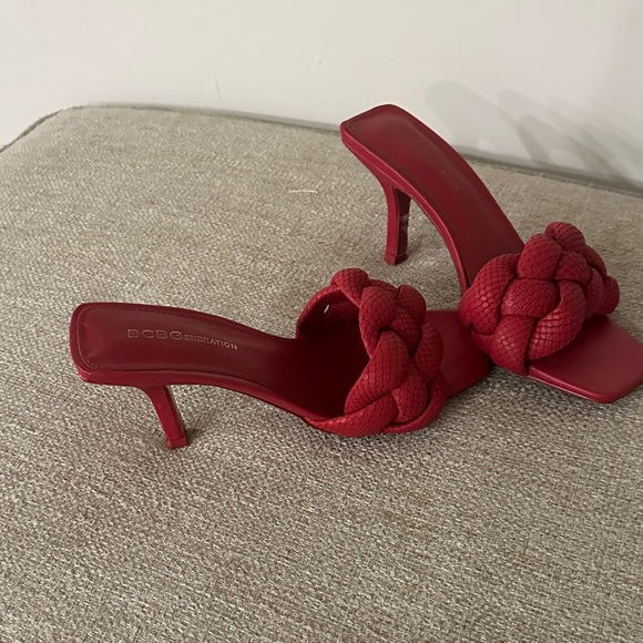 BCBGeneration Women's Red Braided Heels - Picture 1 of 1